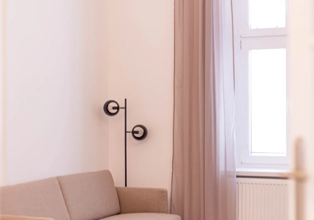 minim - reality - inzerat H4 - 21